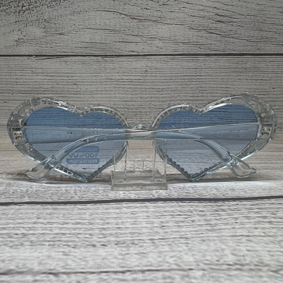 Heart Shape Bling Sunglasses (8226512)